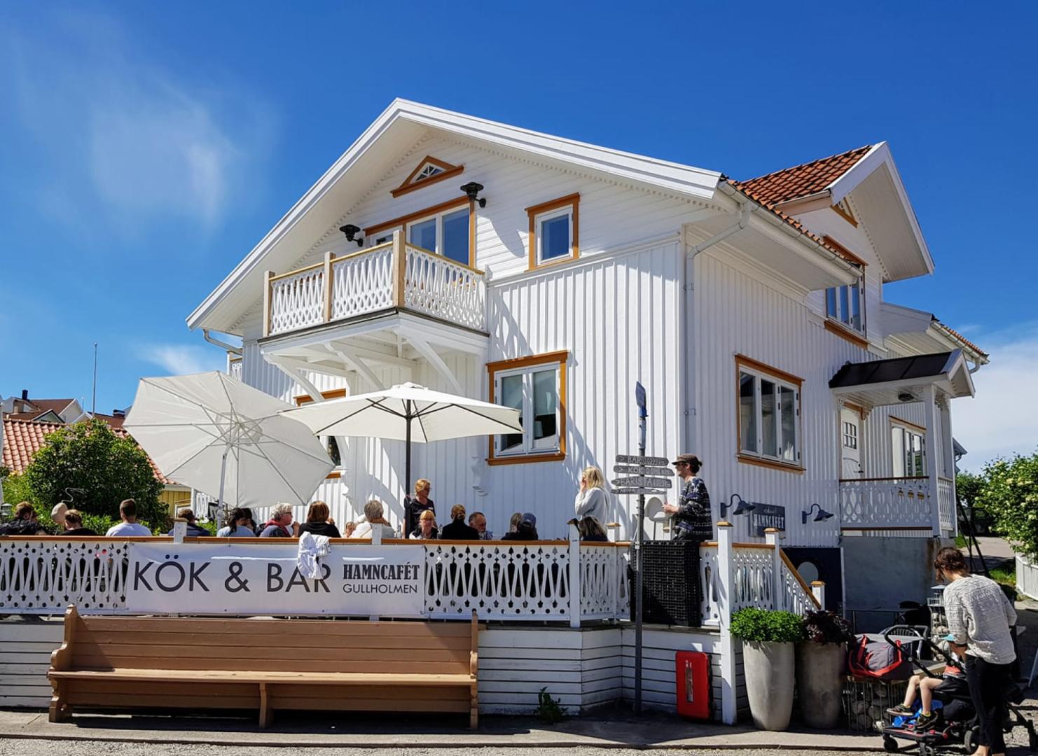 Hundvänlig restaurang - Gullholmens Hamncafé i Gullholmen
